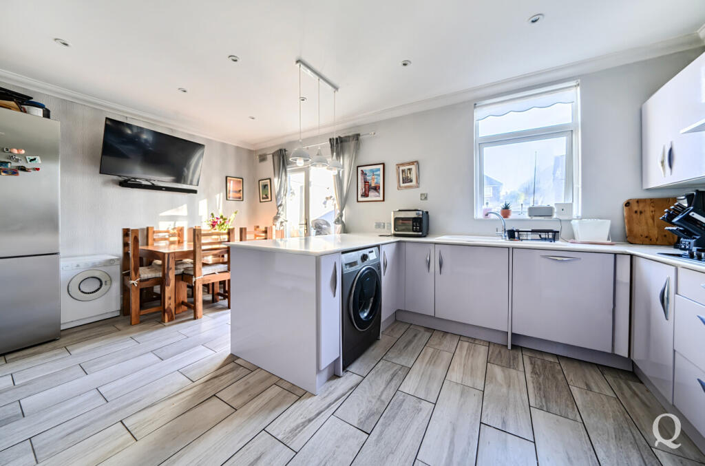 House in Gravesham, Gravesend - View 2