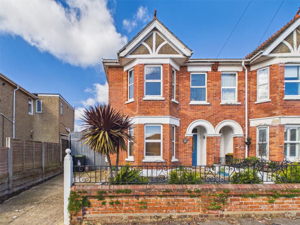 Main image of property: Avenue Road, Christchurch, Dorset, BH23