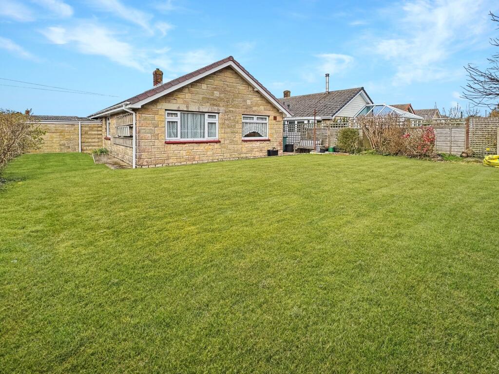 Venner Avenue, Cowes, PO31 - View 2