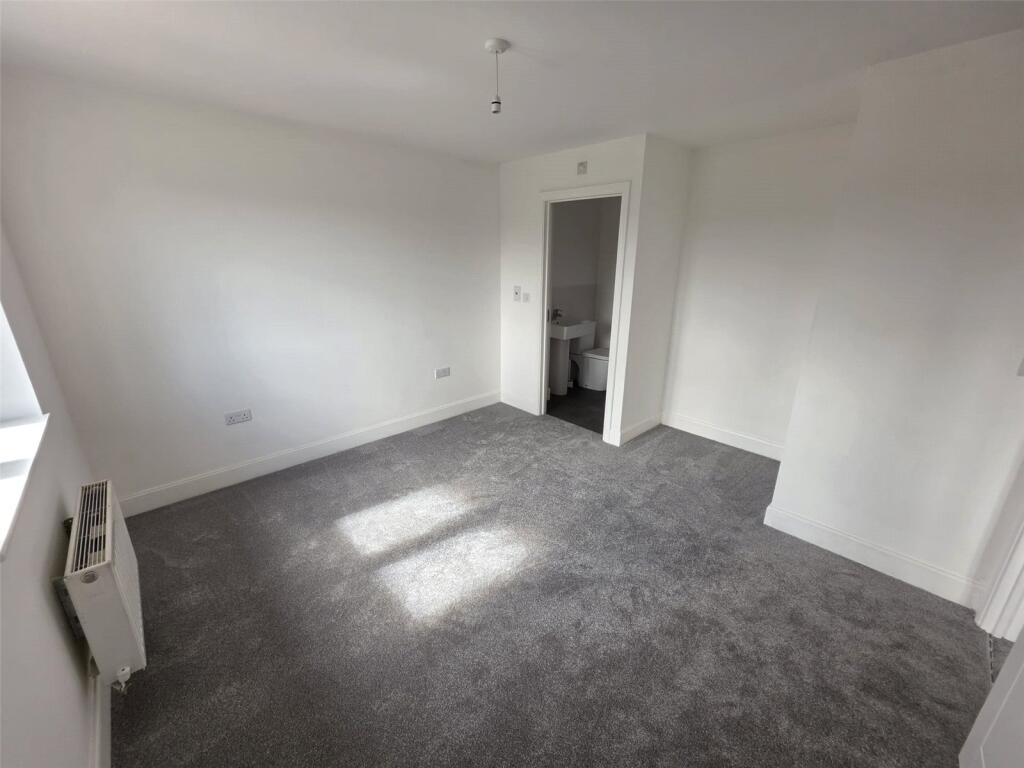 House in Newcastle upon Tyne - More