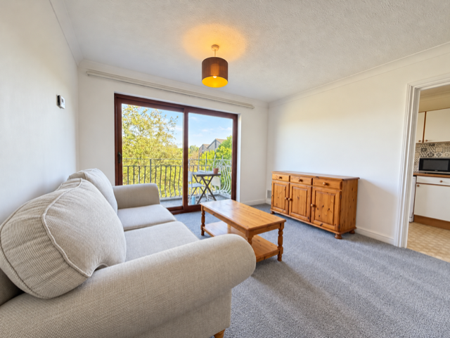 Apartment in London - View 2