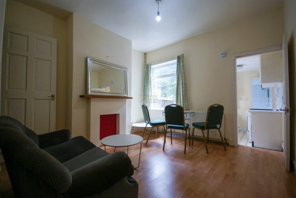 Main image of property: Gleave Road, Selly Oak, Birmingham, B29 6JW