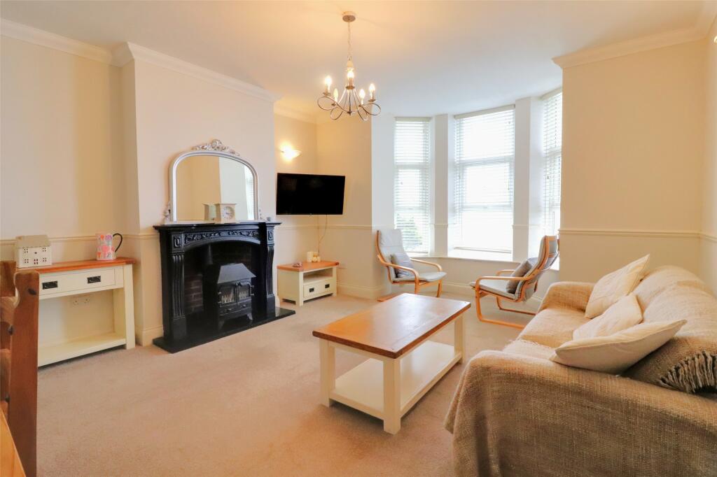 3-bed apartment on Seymour Villas, Woolacombe, Devon, EX34, £475,000