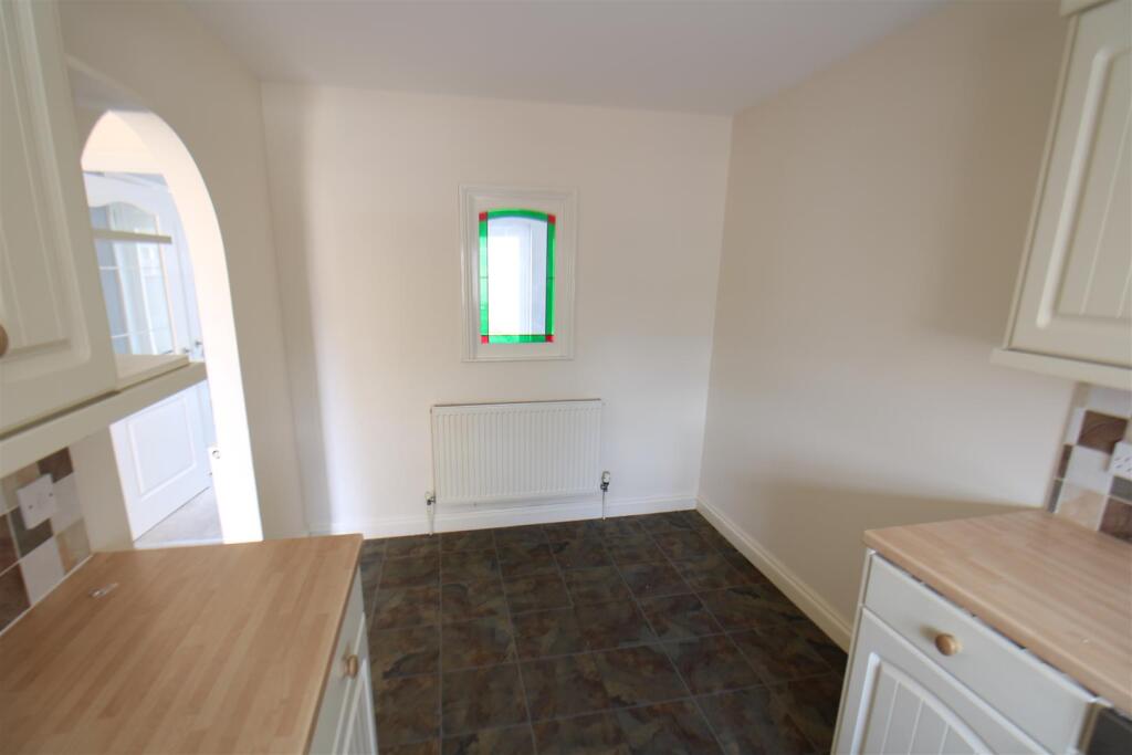 House in Portsmouth - View 5
