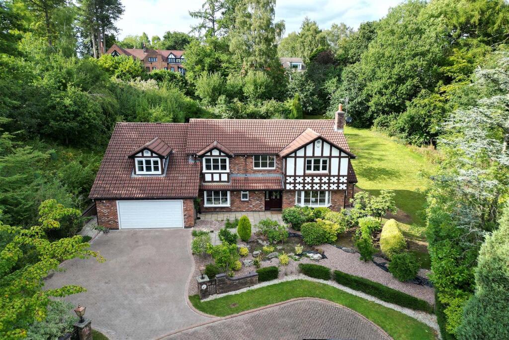 Main image of property: Magnolia Rise, Prestbury, Cheshire, SK10 4UX