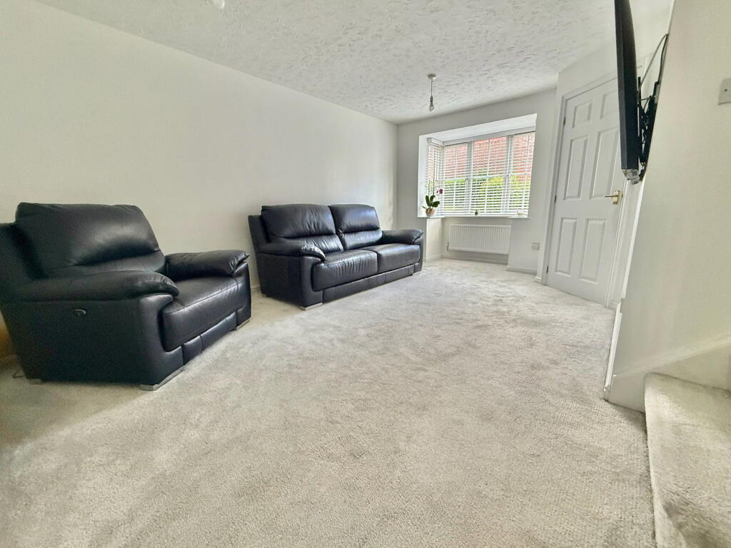 Brookes Close, Tividale photo 4