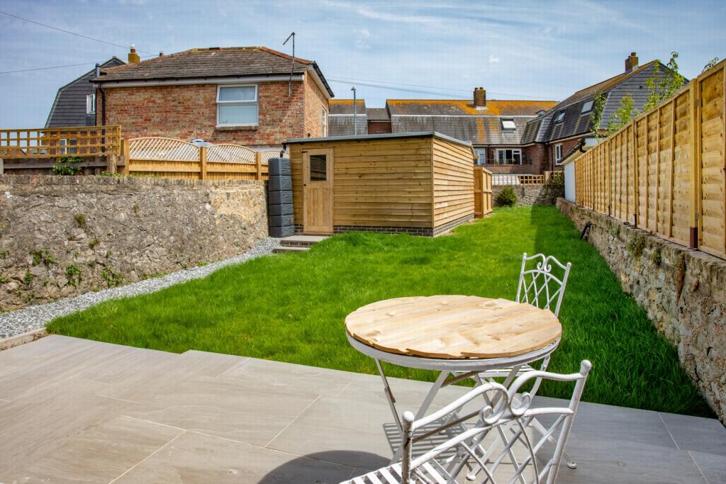 St Leonards Road, Hythe, CT21 - View 2