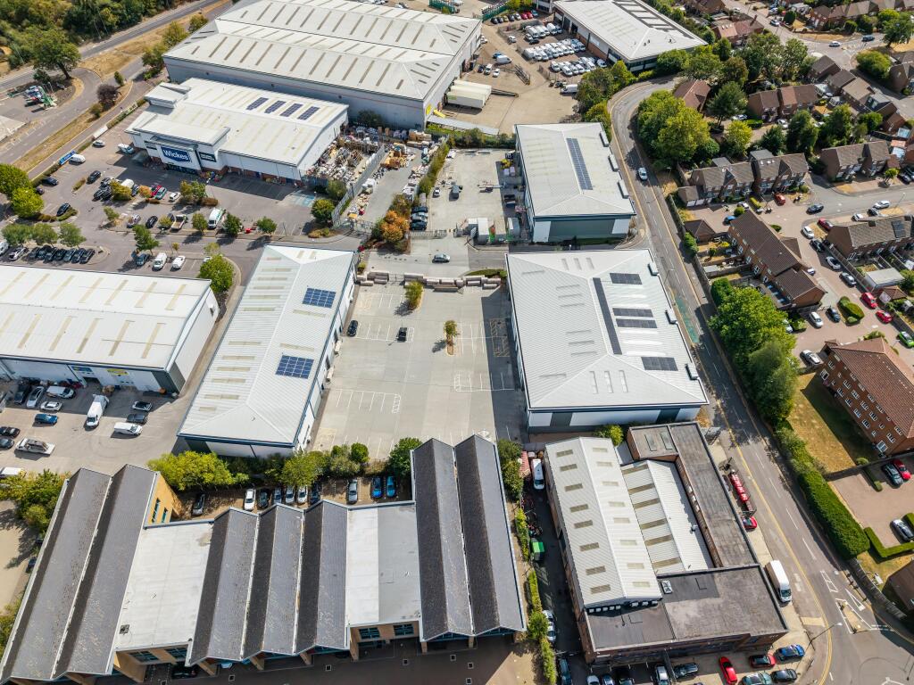 Units A to D Elstree Trade Park-117.jpg