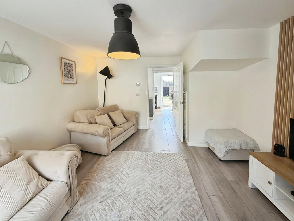 House in Swansea - More