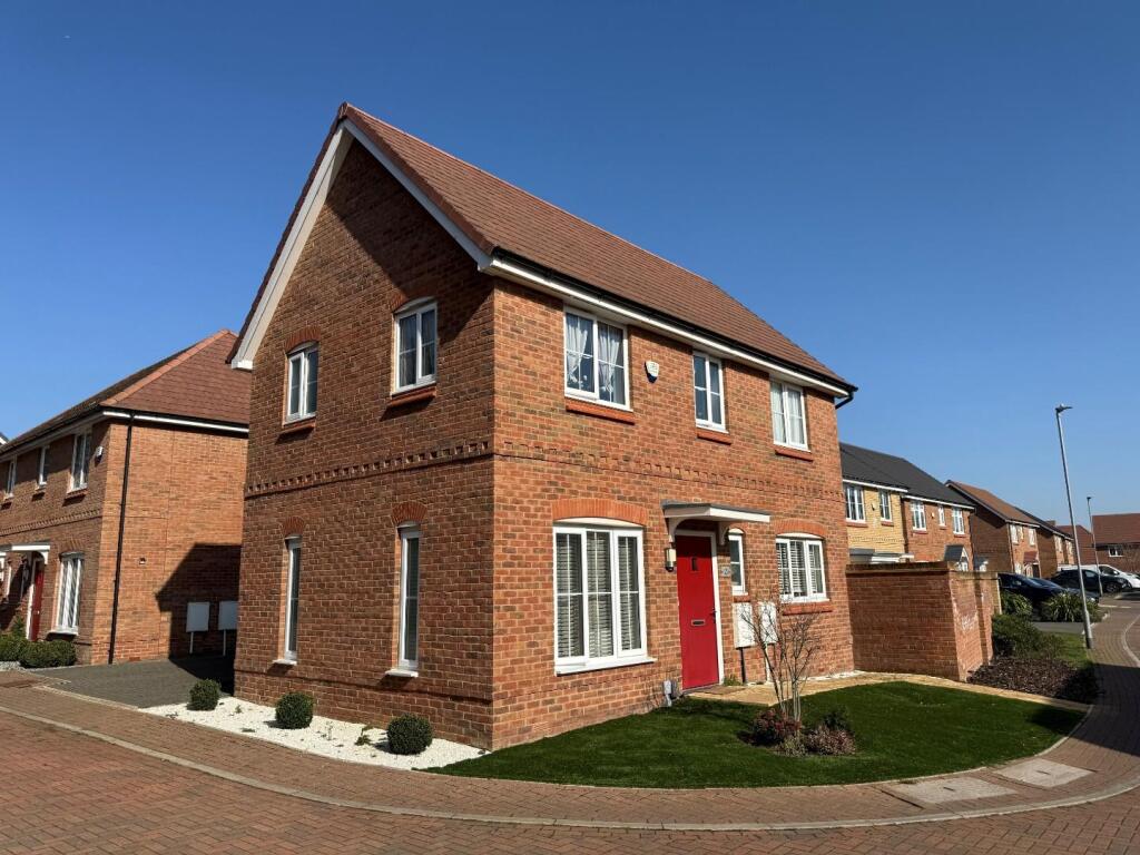 Main image of property: Farmyard Close, Northampton