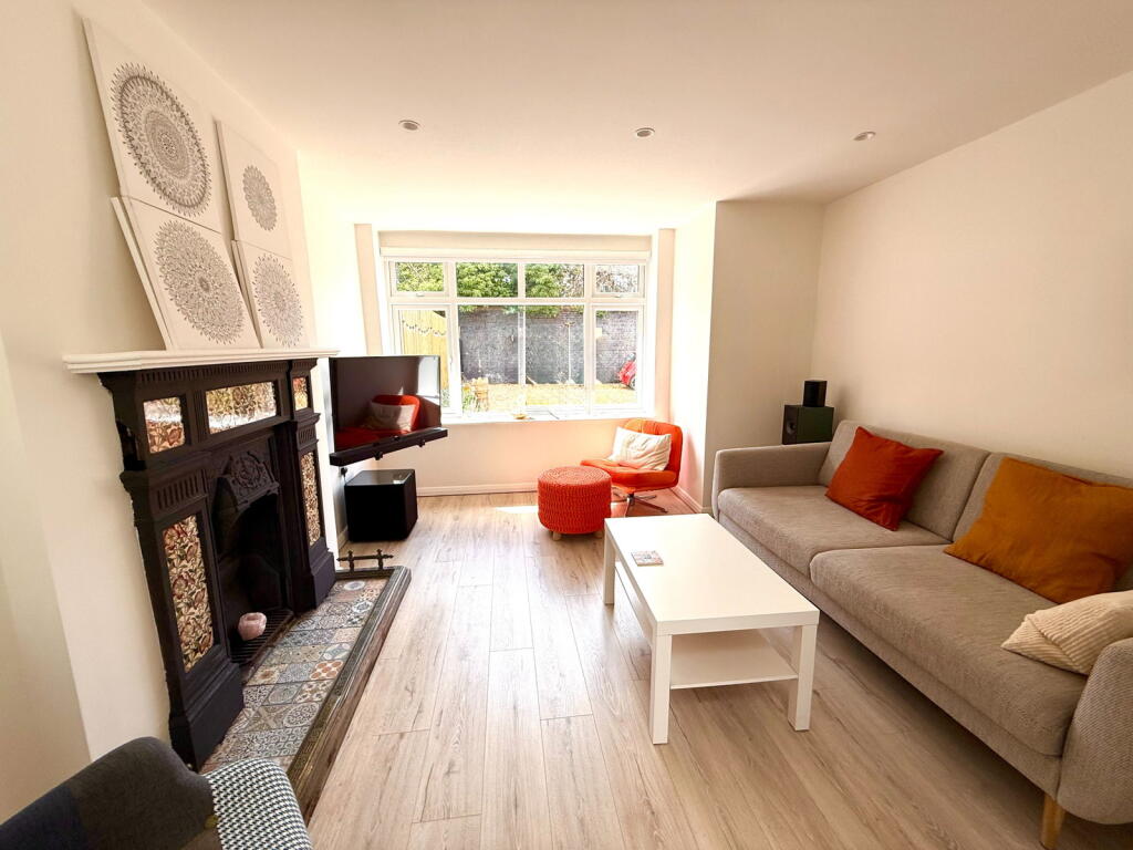 House in Sefton, Liverpool City Region - View 3