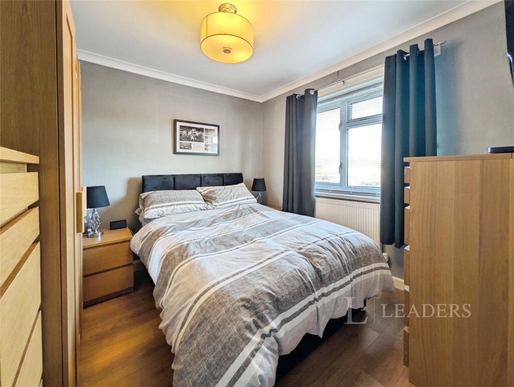 Porlock Road, Southampton, Hampshire photo 3