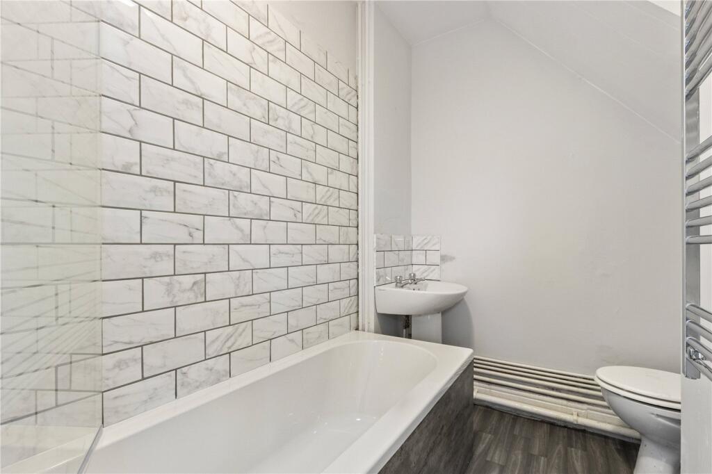 Apartment in Doncaster - More