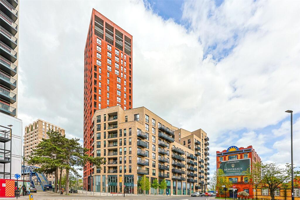 Main image of property: Healum Avenue, Southall, UB2