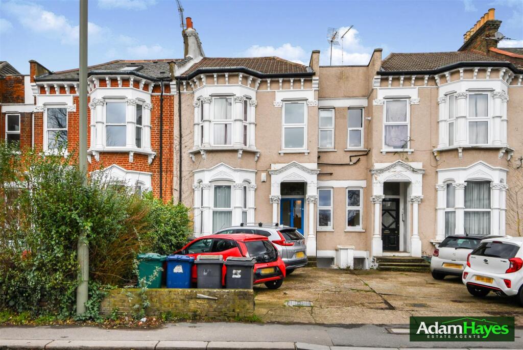 Main image of property: Fortis Green, East Finchley, N2