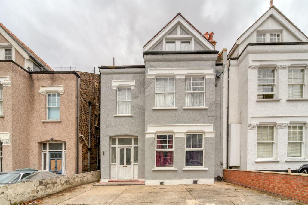 Apartment in Croydon
