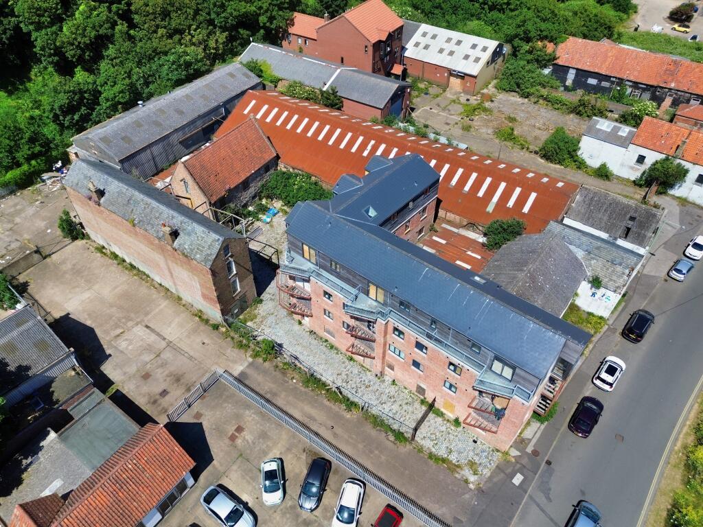 311-314 Whapload Road, Suffolk, NR32 1UL - View 4
