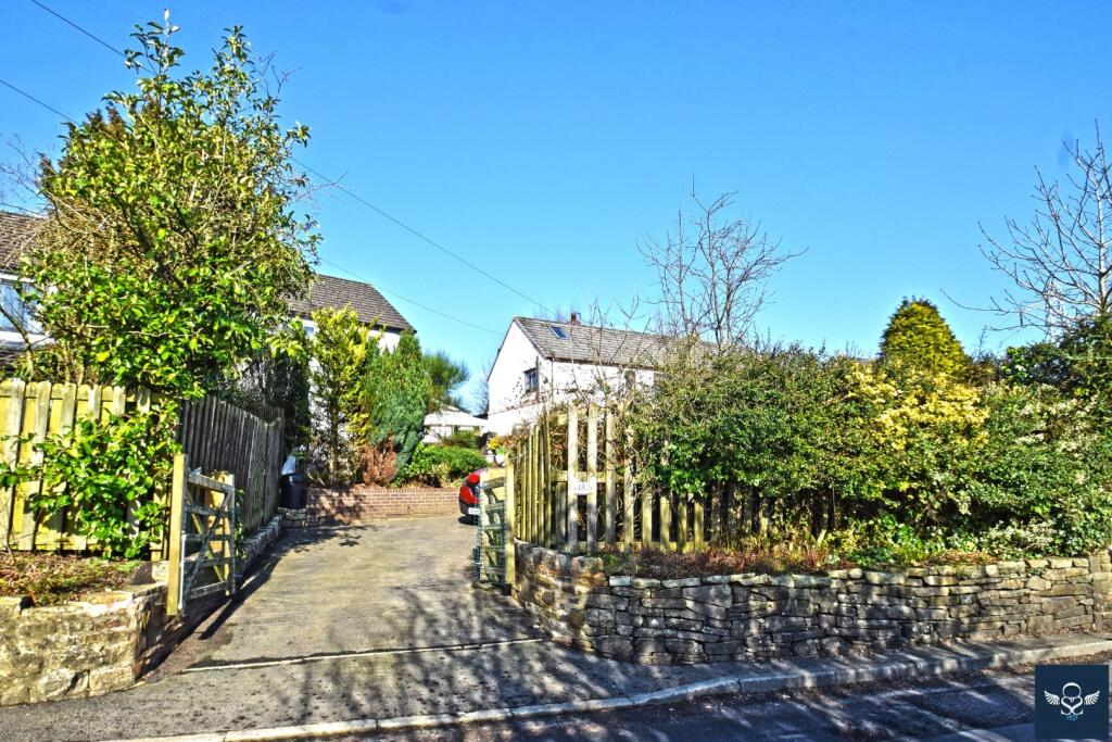 Additional image 20 of Wheatley Lane Road, Fence