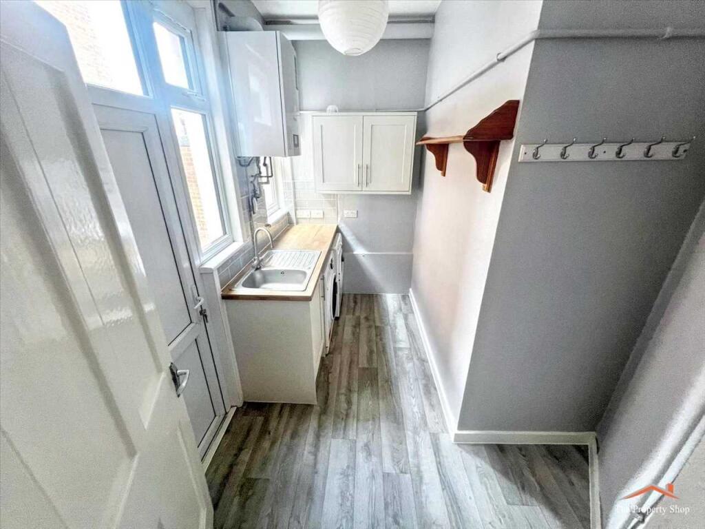 House in London - View 4