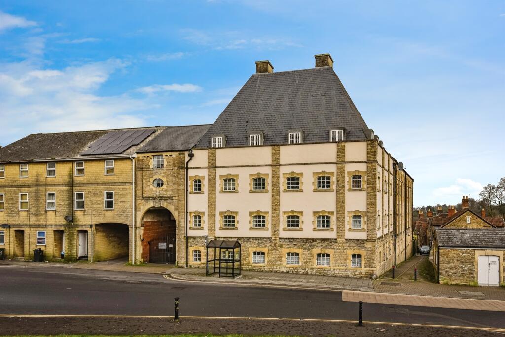 Gentle Street, Frome, BA11