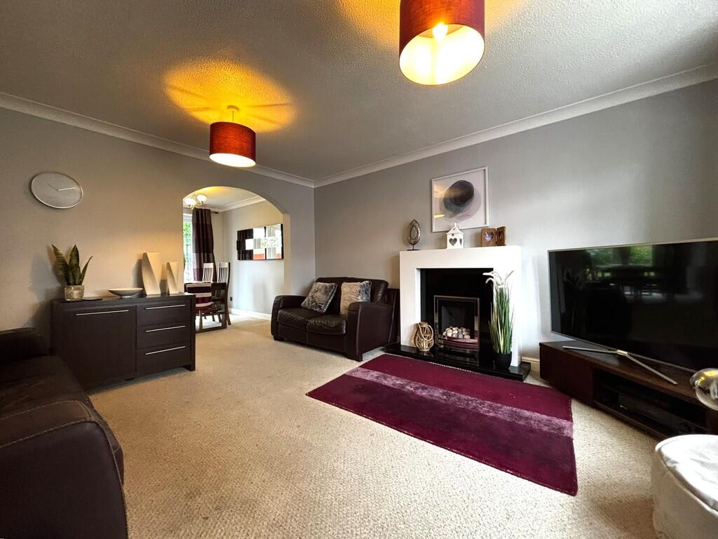 Lavender Drive, Rudheath, Northwich photo 2