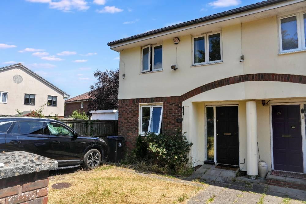 3-bed semi-detached on Eliot Close, Bristol, BS7, £330,000
