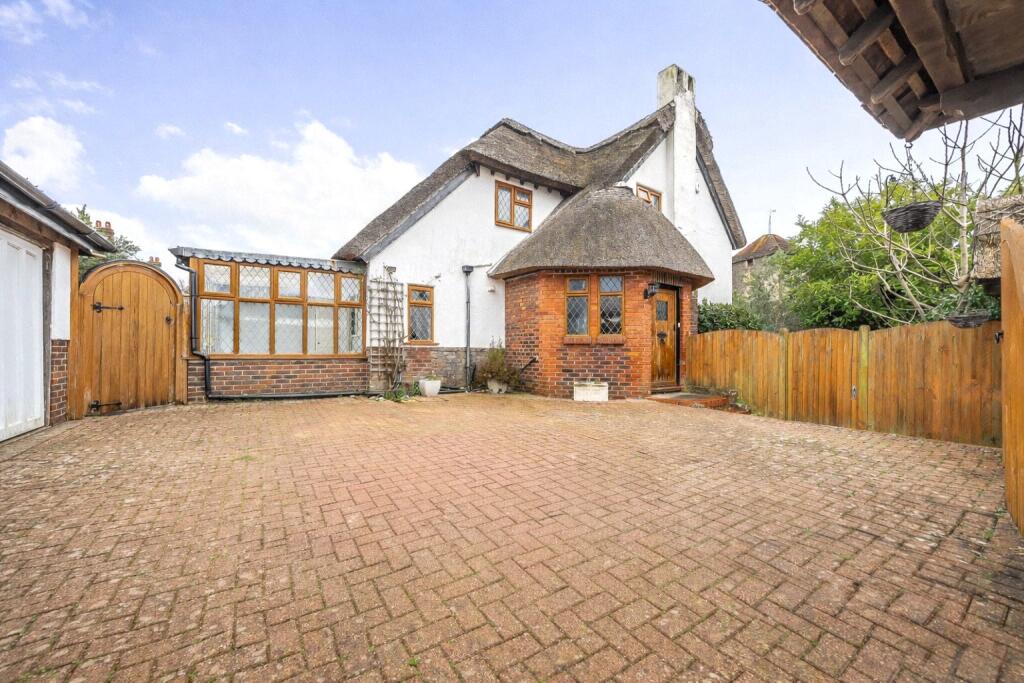 House in Adur, North Lancing, Lancing