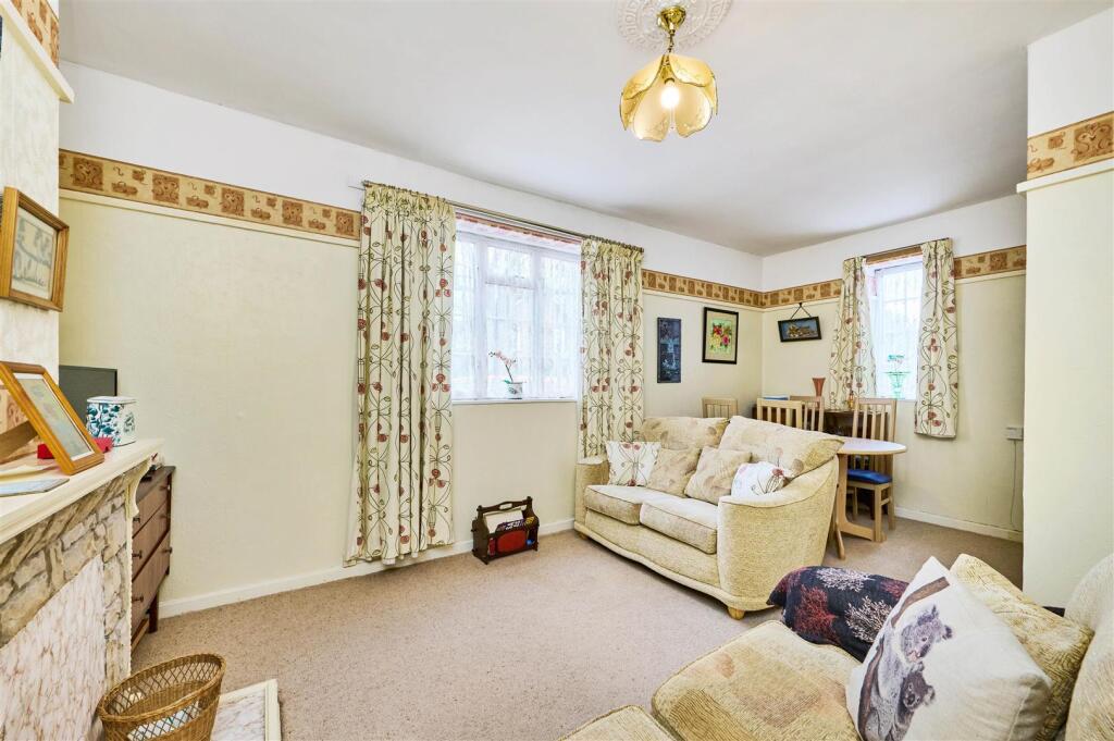 Dover House Road, Putney, SW15 photo 3
