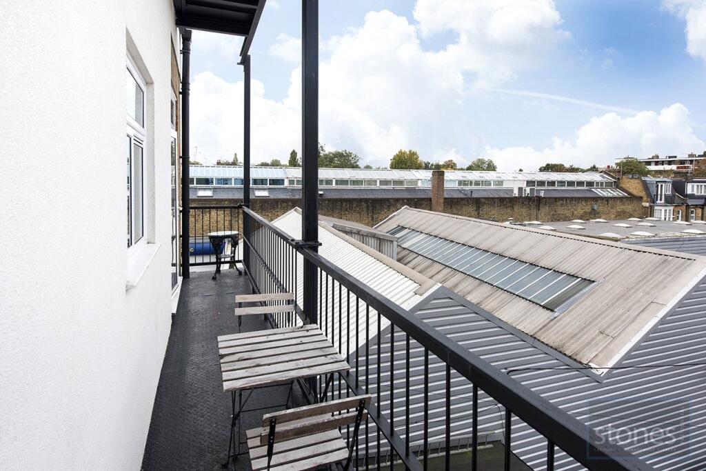 Apartment in London, Lower Holloway, Holloway - View 3