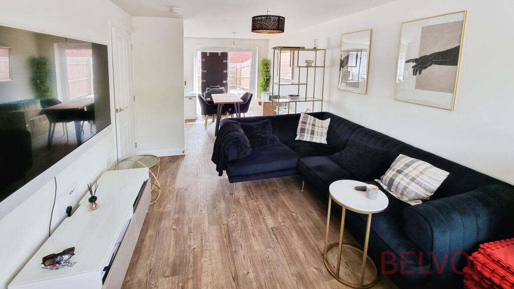 House in Northampton, Wellingborough - View 4