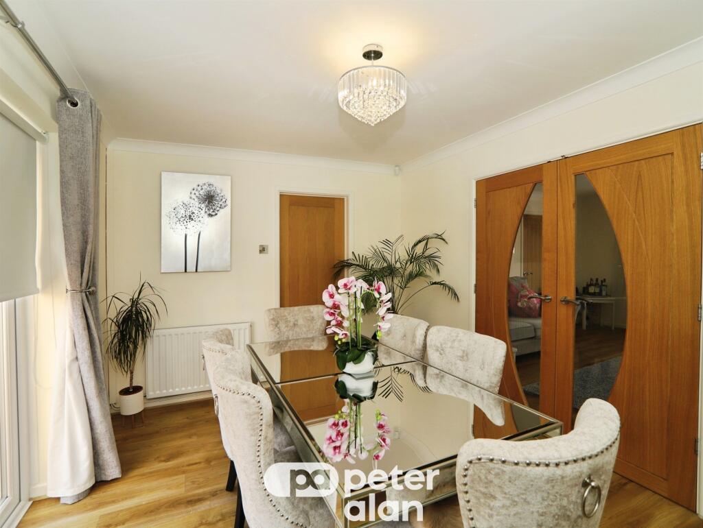 House in Cardiff, Treharris - More