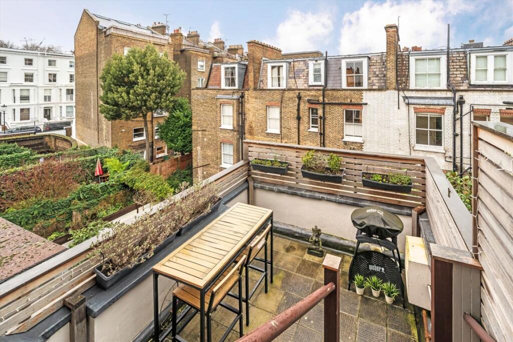 Apartment in London, Kensington - View 5