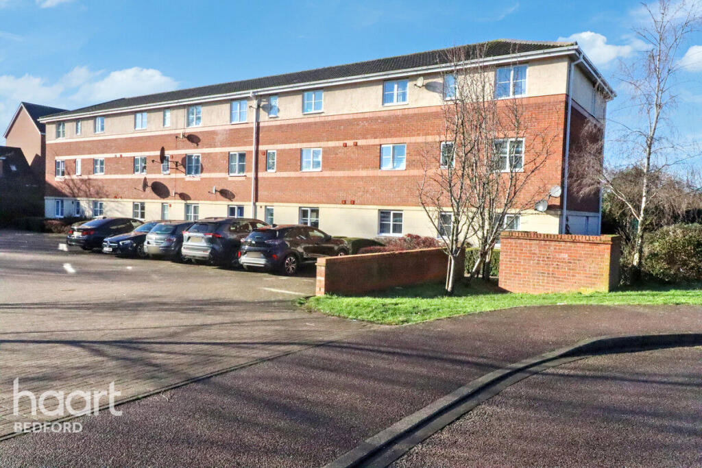 Gillespie Close, Bedford photo 4