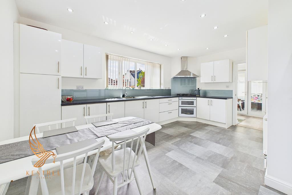 Mayfair Place, Hemsworth photo 3
