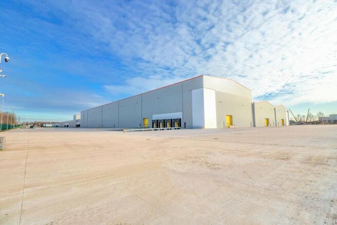 Titan ret.jpg
