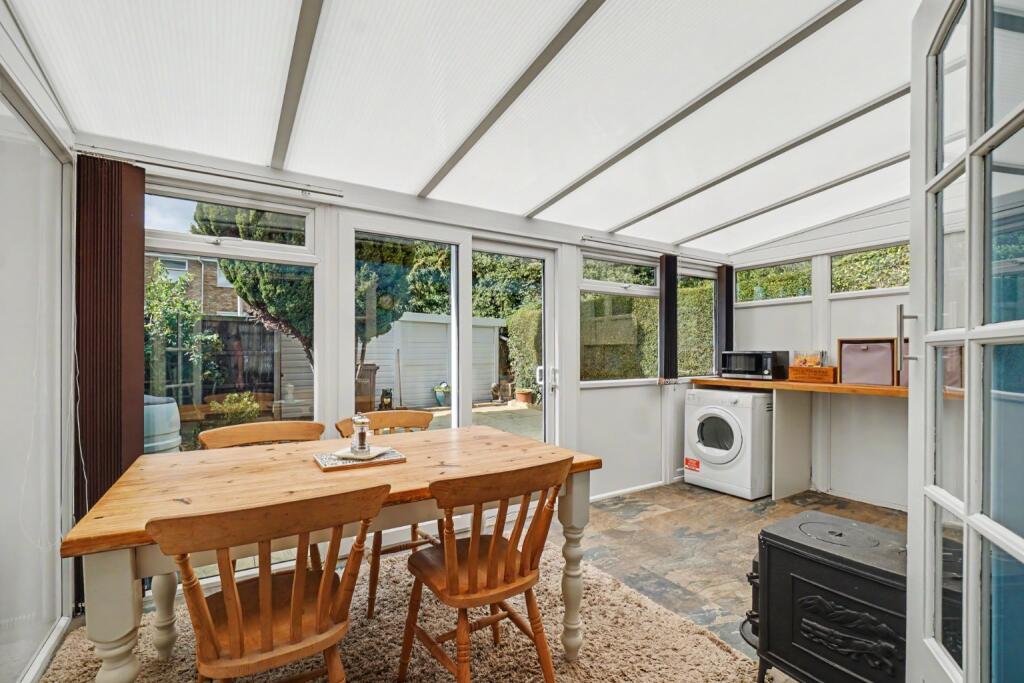 House in Gillingham, Medway - More