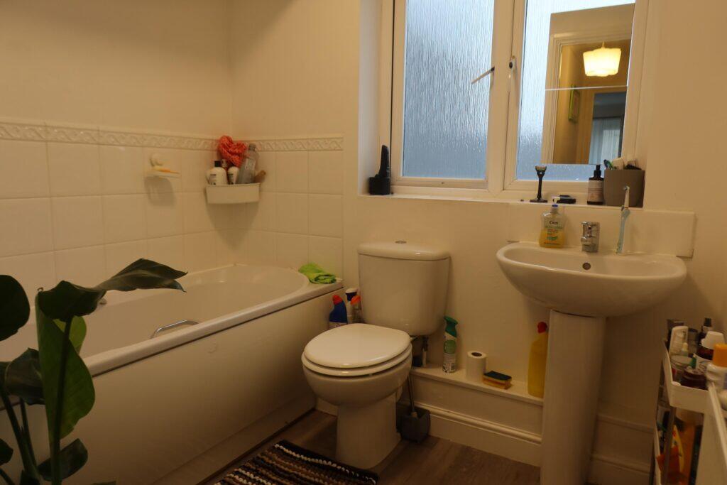 Apartment in Dartford - View 4