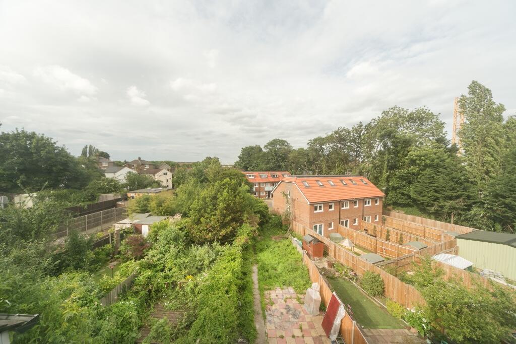 Main image of property: Ravensbourne Park, London, SE6