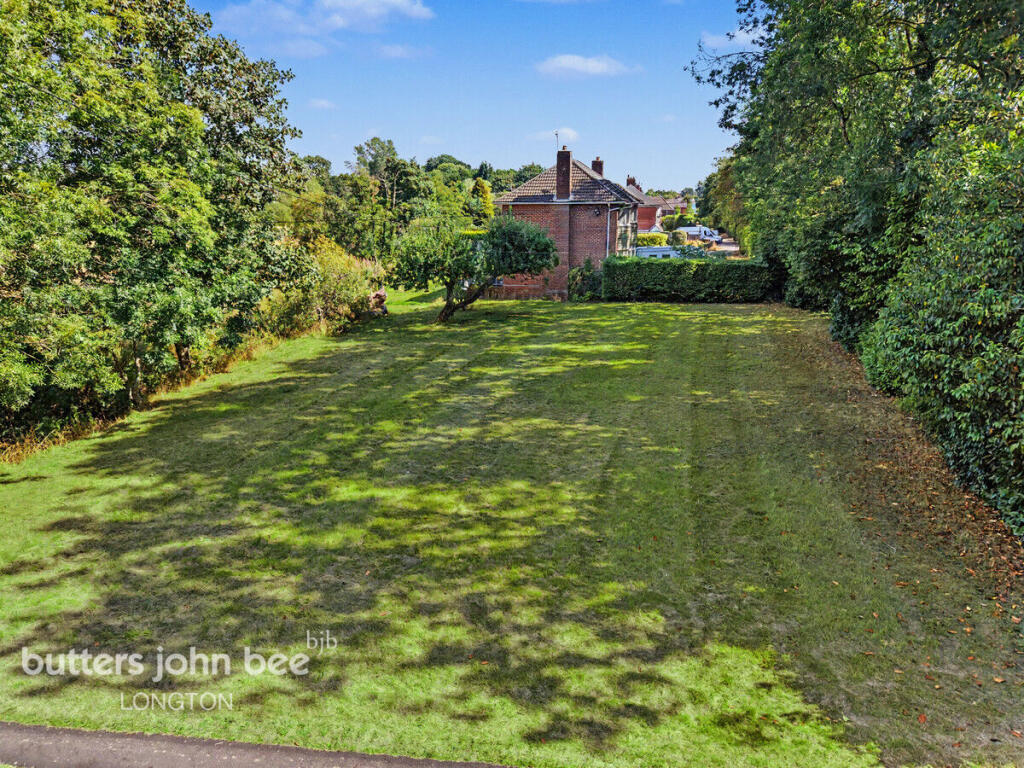House in Stafford, Fulford - More
