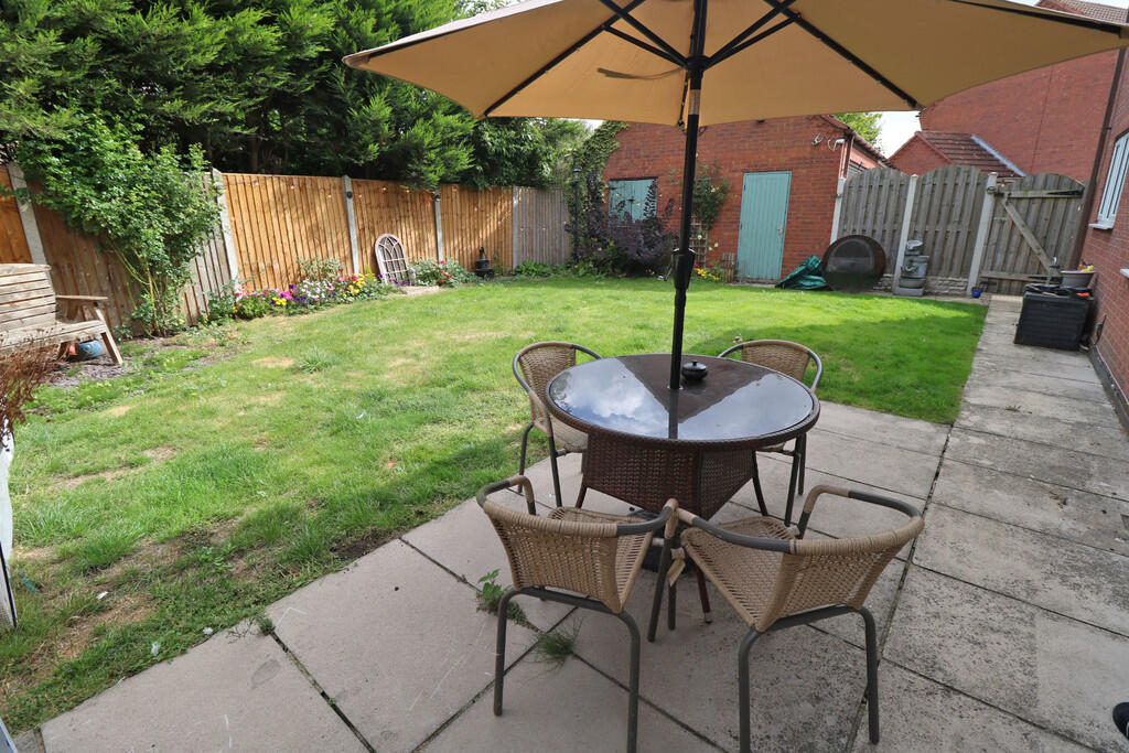 House in Doncaster - View 5