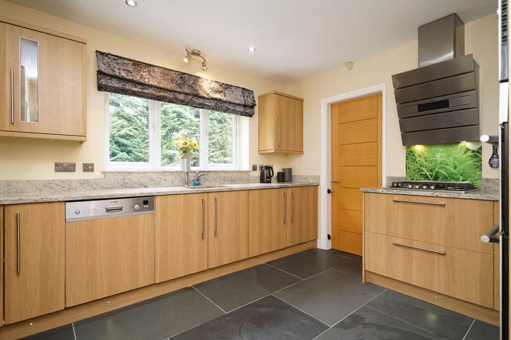 House in Chorley, Whittle Springs, Whittle le Woods - More