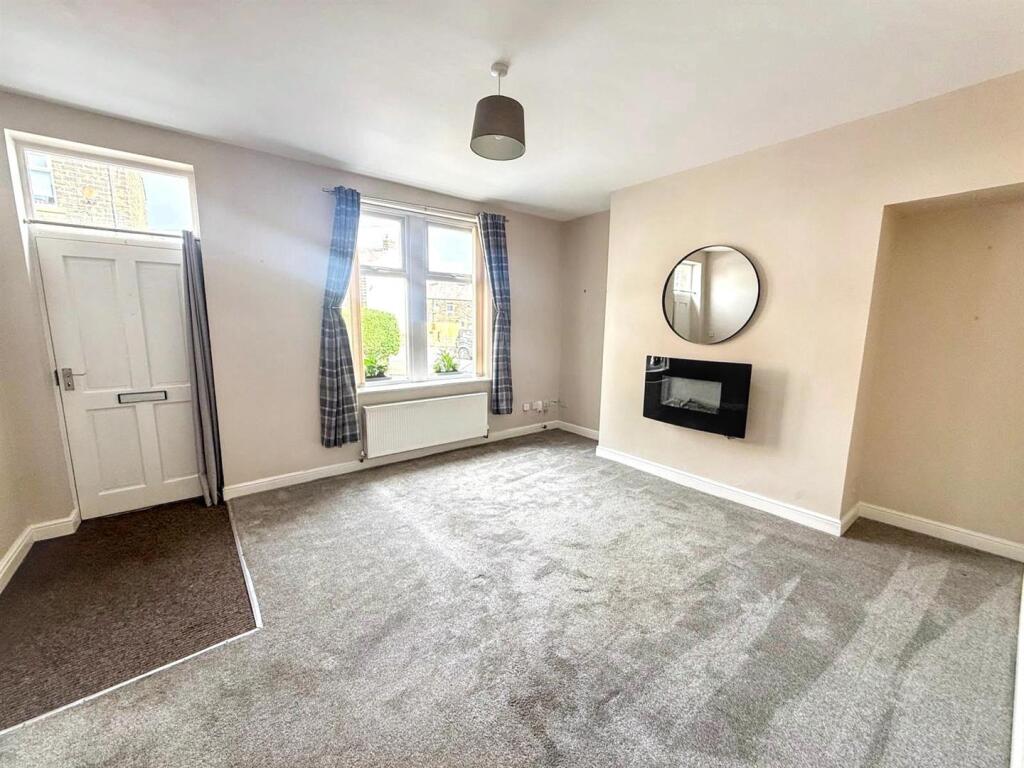 House in Bradford - View 4