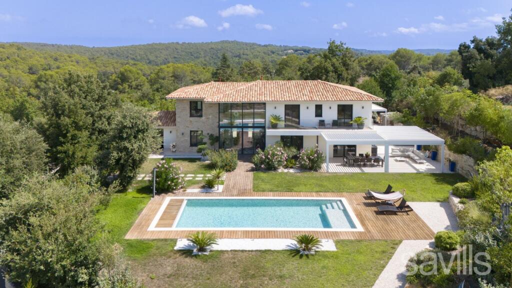 Main image of property: Provence-Alps-Cote d`Azur, Alpes-Maritimes, Roquefort-Les-Pins