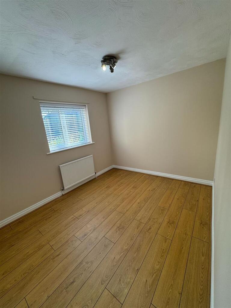 Additional image 3 of School Street, Cleckheaton