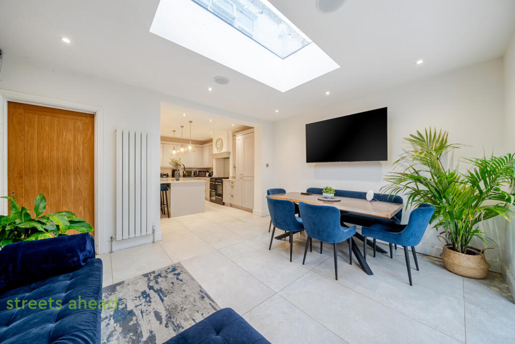 House in London - View 4