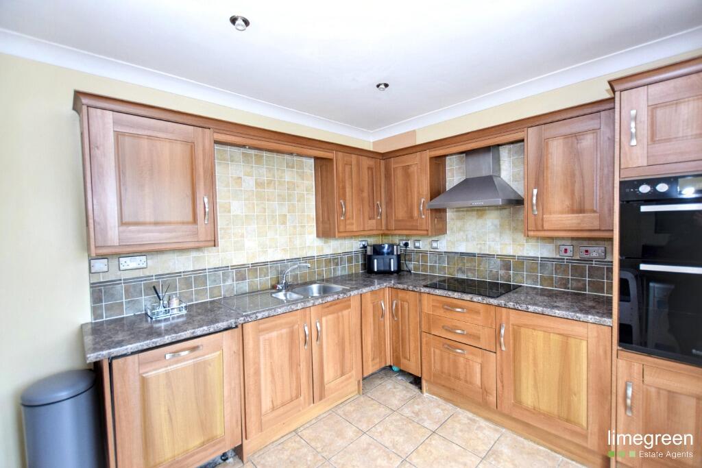 House in Kilmarnock, South Ayrshire - View 4