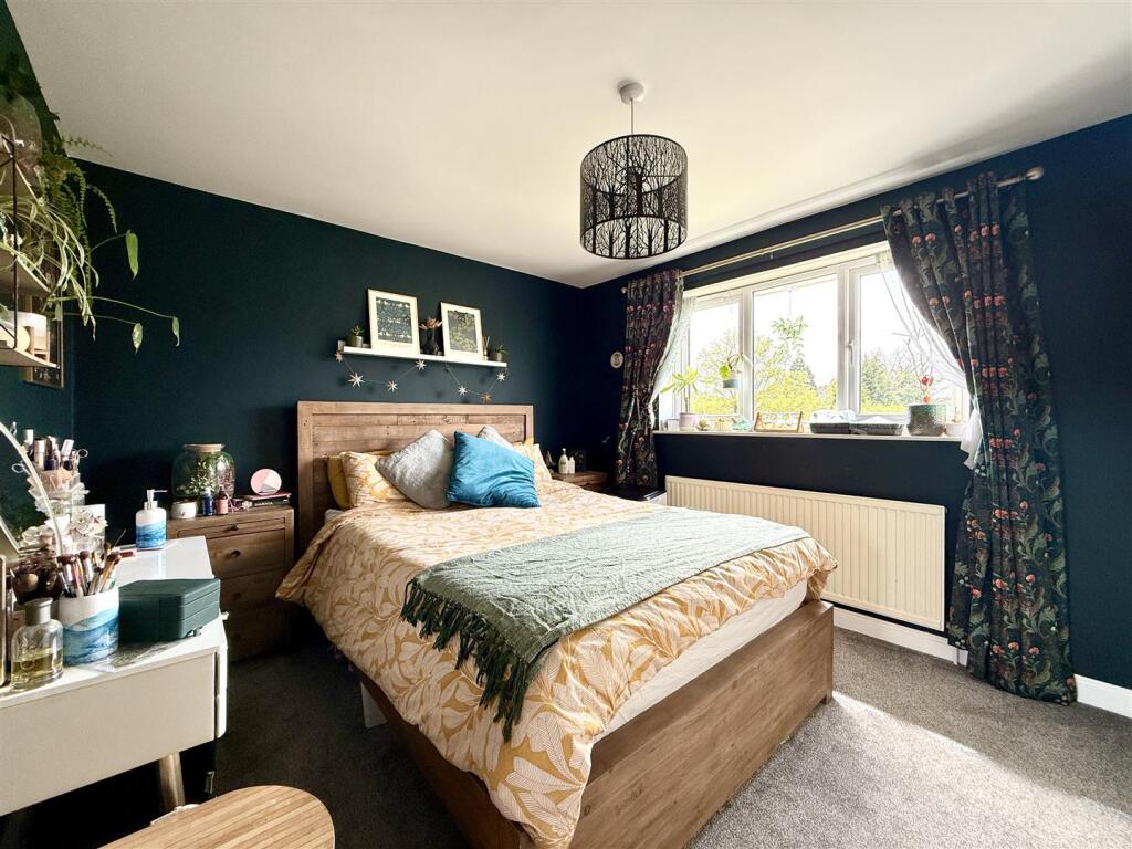 Ludbrook Close, Needham Market photo 4