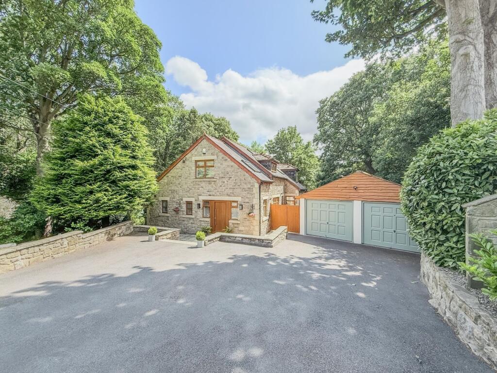 Main image of property: West High Horse Close, Rowlands Gill, NE39