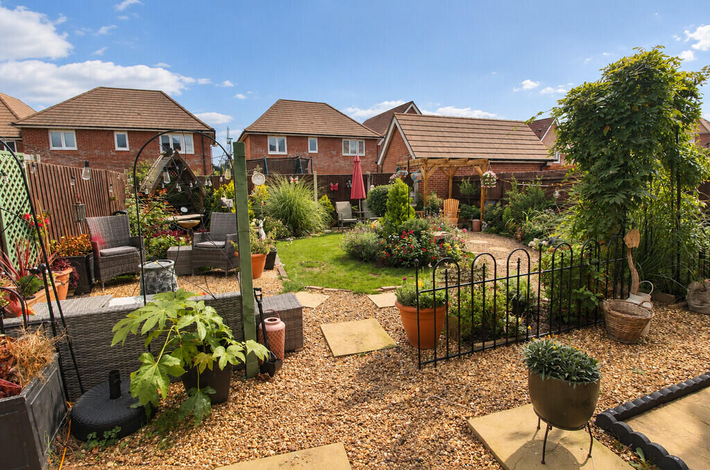 House in Portsmouth - View 4