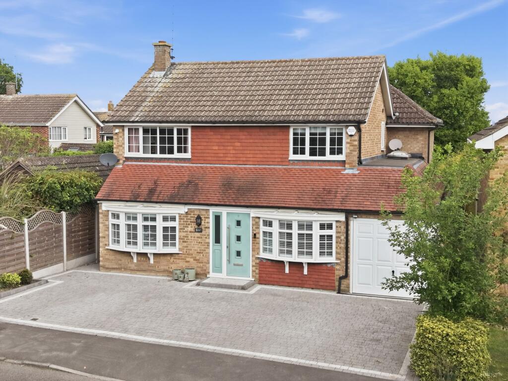 Main image of property: Haywards Close, Hutton, CM13